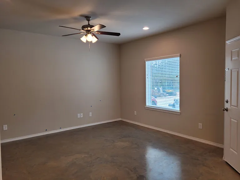 Cottage Pointe — Photo 22