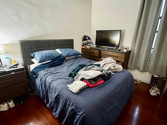 4th image of 30-86 44th St #4D