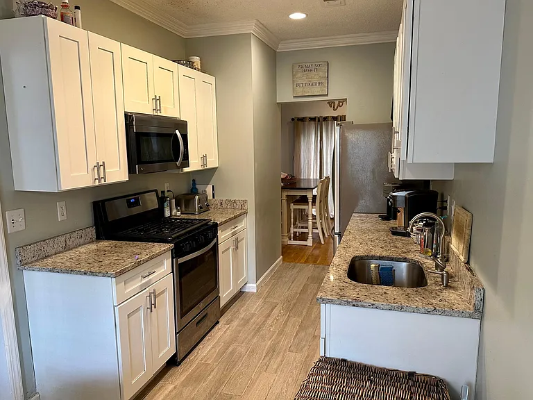 2708 Ice House Ct — Photo 3