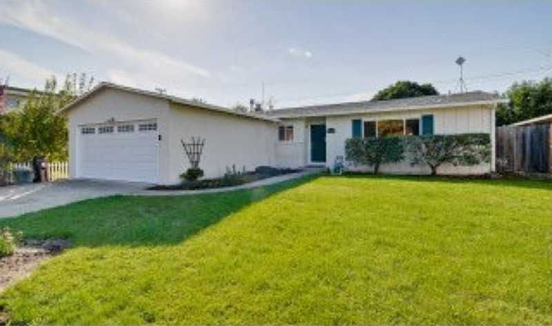 1st image of 4066 Yellowstone Dr