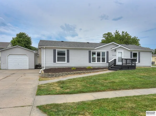 7530 N 285th Cir, Valley, NE 68064