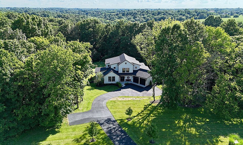 1st image of 445 Forest View Rdg