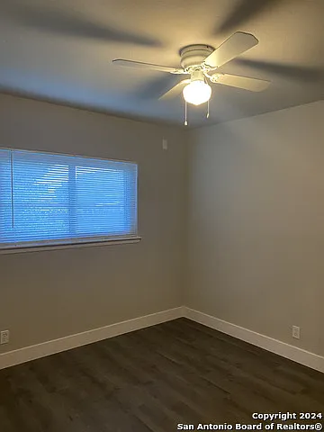 9526 Dunhill — Photo 24