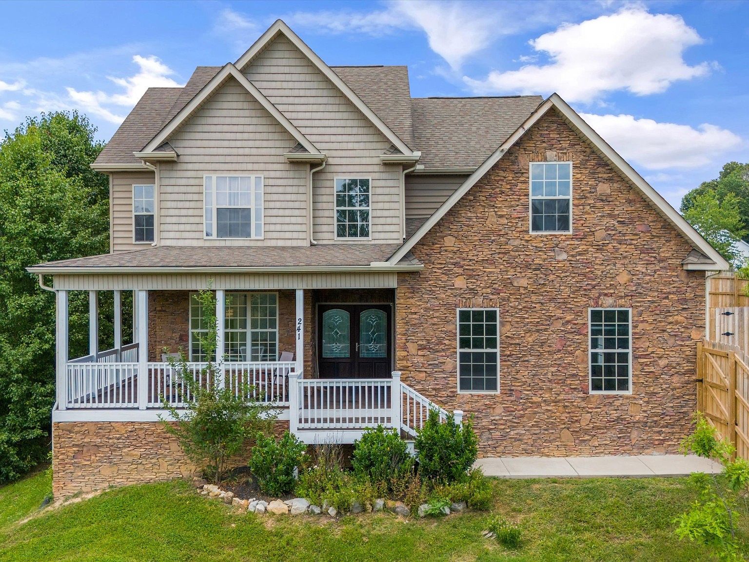 241 Hillside Ln, Lenoir City, TN 37771 | Zillow