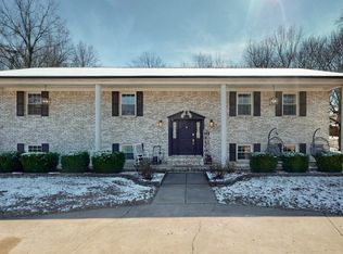 315 Castlebury Cir, Paducah, KY 42003