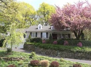 86 Druid Hill Rd, Summit, NJ 07901