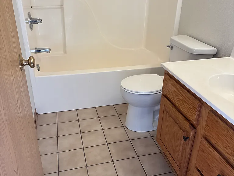634 Academy Cir #104 — Photo 6