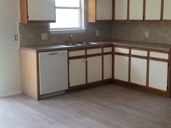 Kitchen with dining area