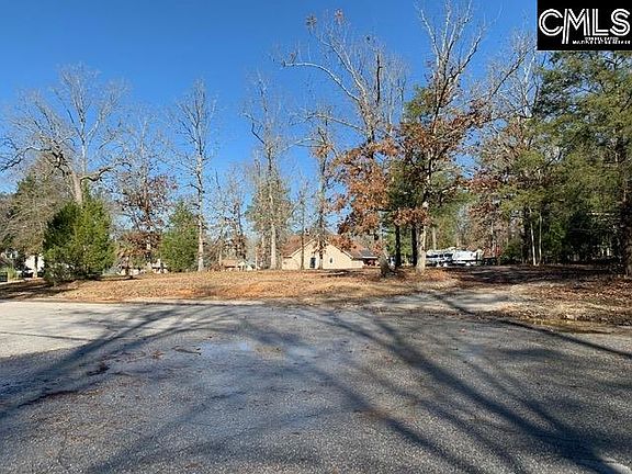 4th image of 483 Smallwood Dr