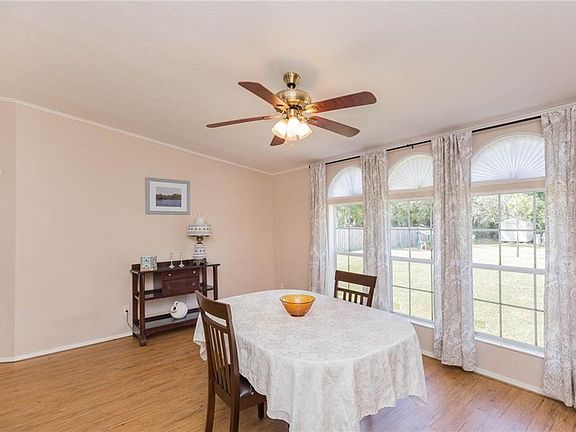 4th image of 12823 Hawk Hill Dr