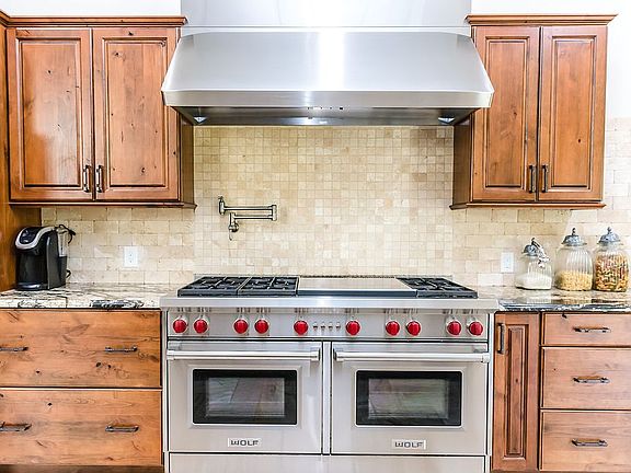 4th image of 10515 NW 67th Way