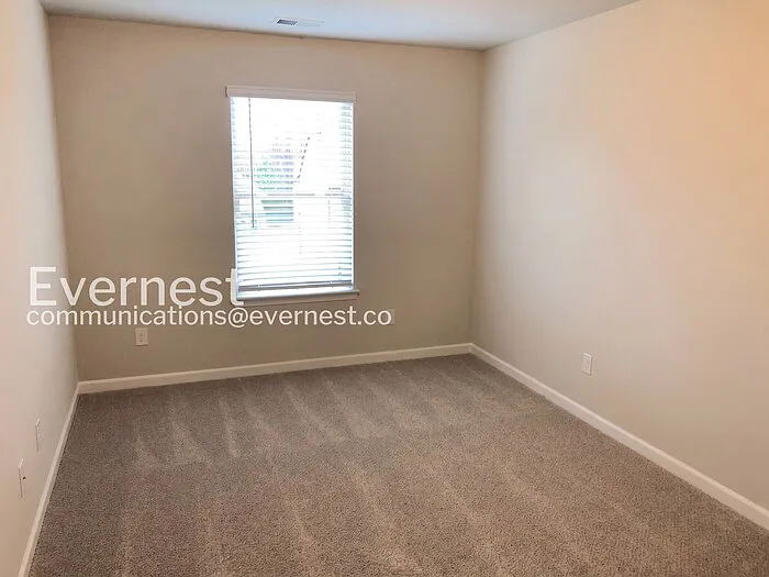 742 Galveston Way — Photo 10