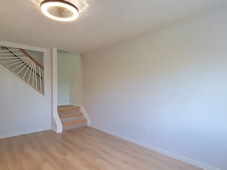 115 Halifax St #25 — Photo 7
