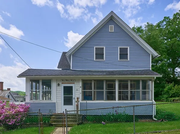 11 Williams St, Southbridge, MA 01550