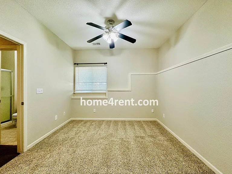 14236 W 153rd St — Photo 32