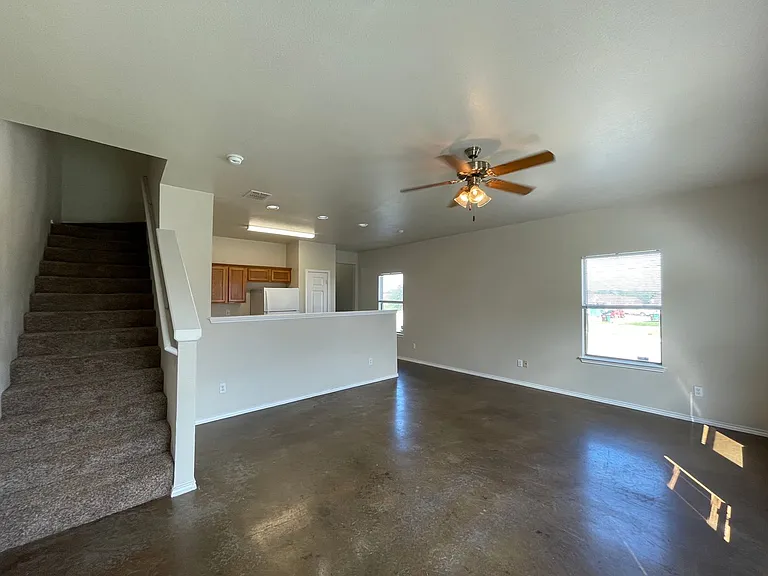 5730 Golf Hts #1 — Photo 7