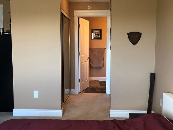 4th image of 279 Suder Greens Dr