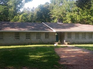 73 Rawls Springs Rd, Hattiesburg, MS 39402