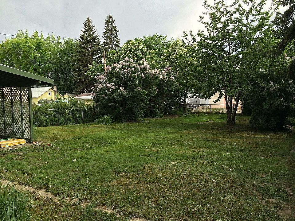 2nd image of 1320 4th Ave E