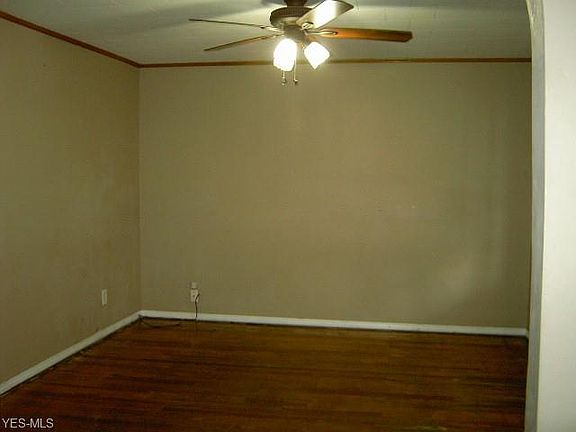 5th image of 1009 E 35th St