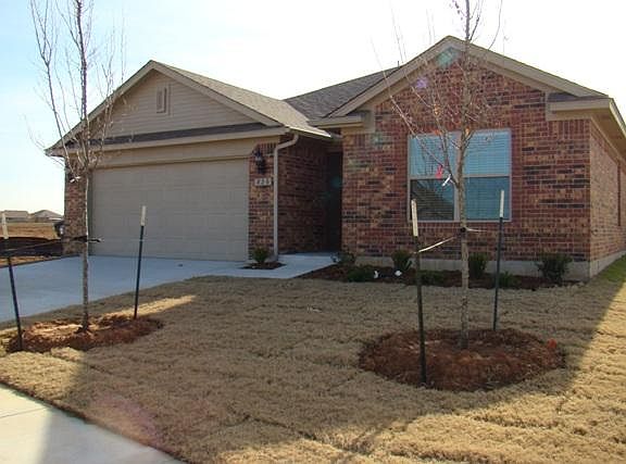 2nd image of 826 Bararoot Dr