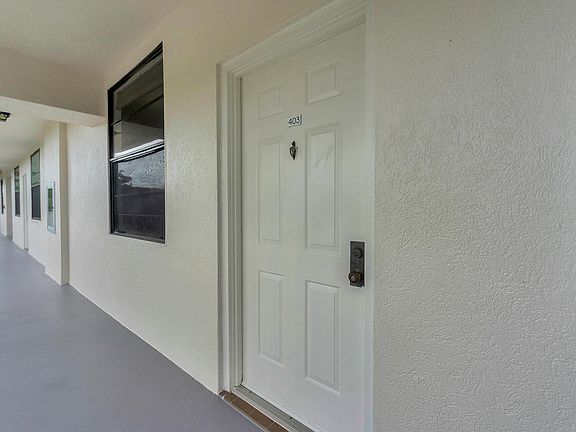 3rd image of 3526 Whitehall Drive #403