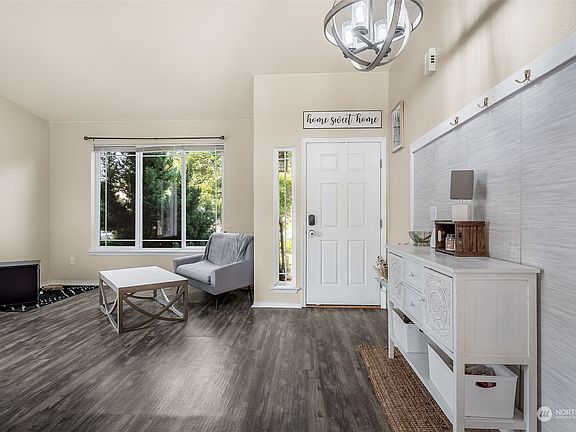 5th image of 9002 190th Street E