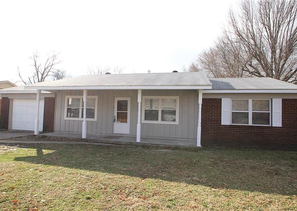 1st image of 1614 W Magnolia St