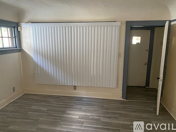5th image of 4212 W Auer Ave