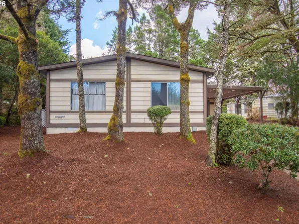 530 Myeena Loop, Florence, OR 97439