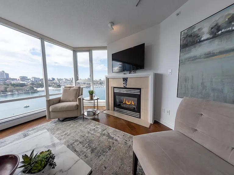 1383 Marinaside Cres #1702 — Photo 9