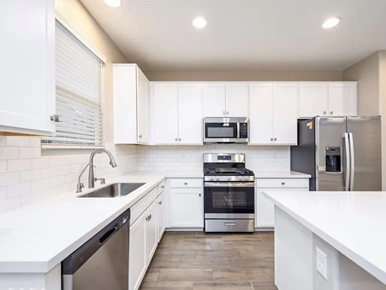 5039 Tranquil View St — Photo 56