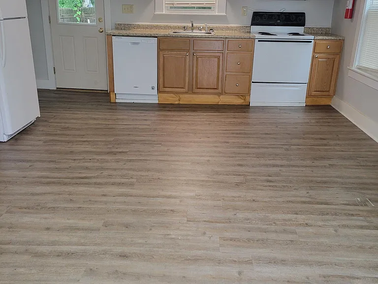 29 Green St #3 — Photo 4