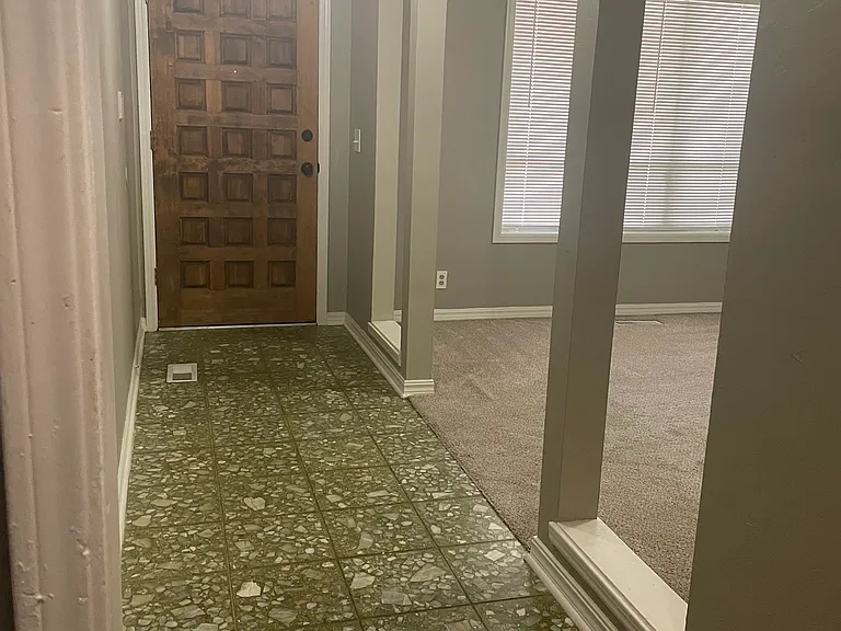 10832 E 26th Pl — Photo 11