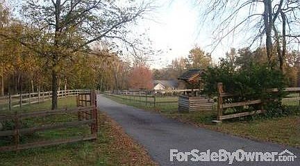 1st image of 2207 Wortham Ln