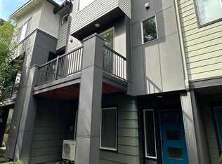 630 238th Pl SE #C, Bothell, WA 98021