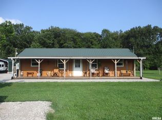 11156 Heritage Ln, Benton, IL 62812