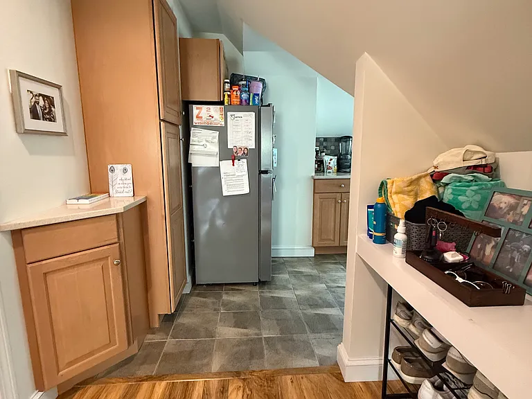 33 Gorham St — Photo 8
