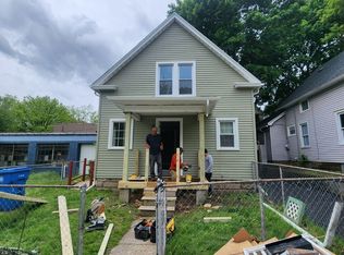 21 Riverview Pl, Rochester, NY 14608