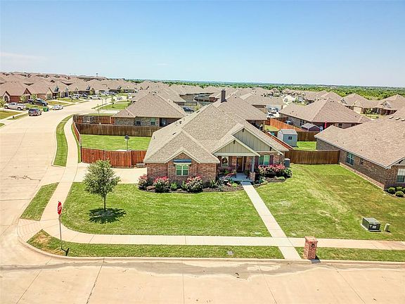 4th image of 4801 Lakepark Dr
