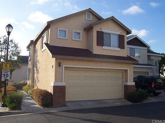 3rd image of 3515 E Balmoral Dr