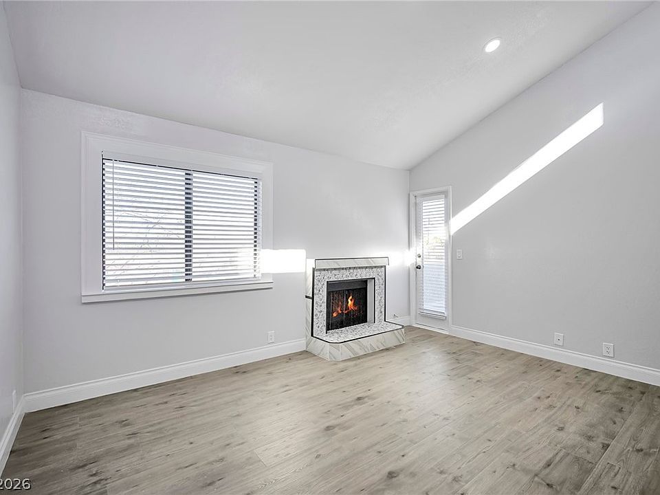 1st image of 1701 E Katie Ave APT 10