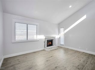 1701 E Katie Ave APT 10, Las Vegas, NV 89119