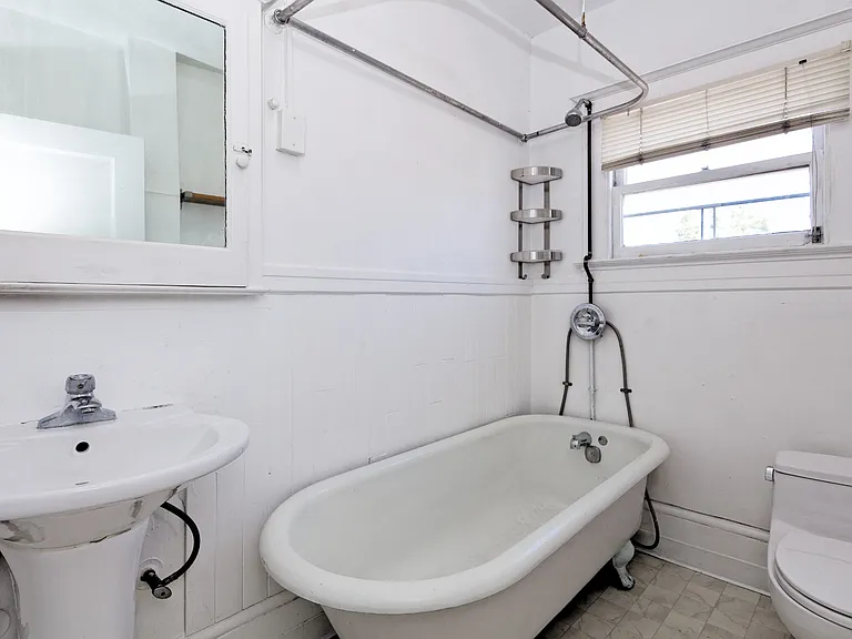 2133 & 2139 Grant Street — Photo 15