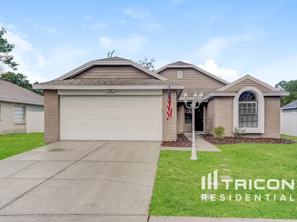 1620 Spinningwheel Dr, Lutz, FL 33559