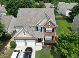 2443 Walnut Tree Ln, Buford, GA 30519