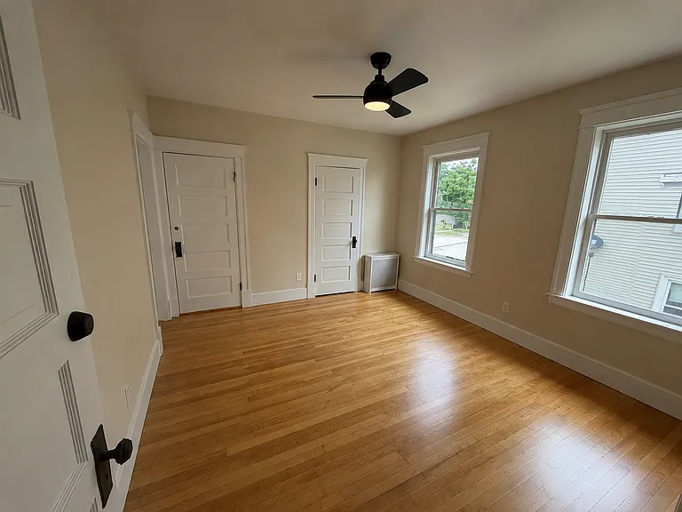 10 Tower St #2 — Photo 9