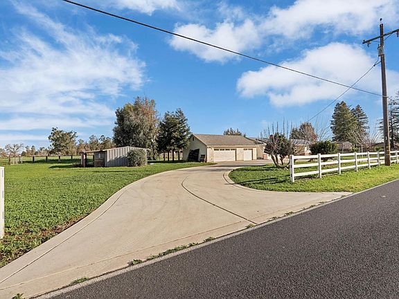 4th image of 13393 E Jahant Rd