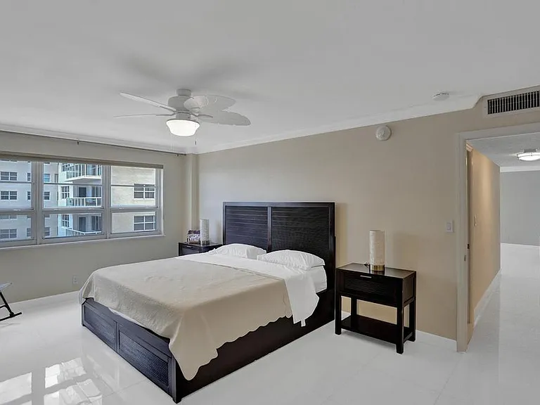 133 N Pompano Beach Blvd #1103 — Photo 17