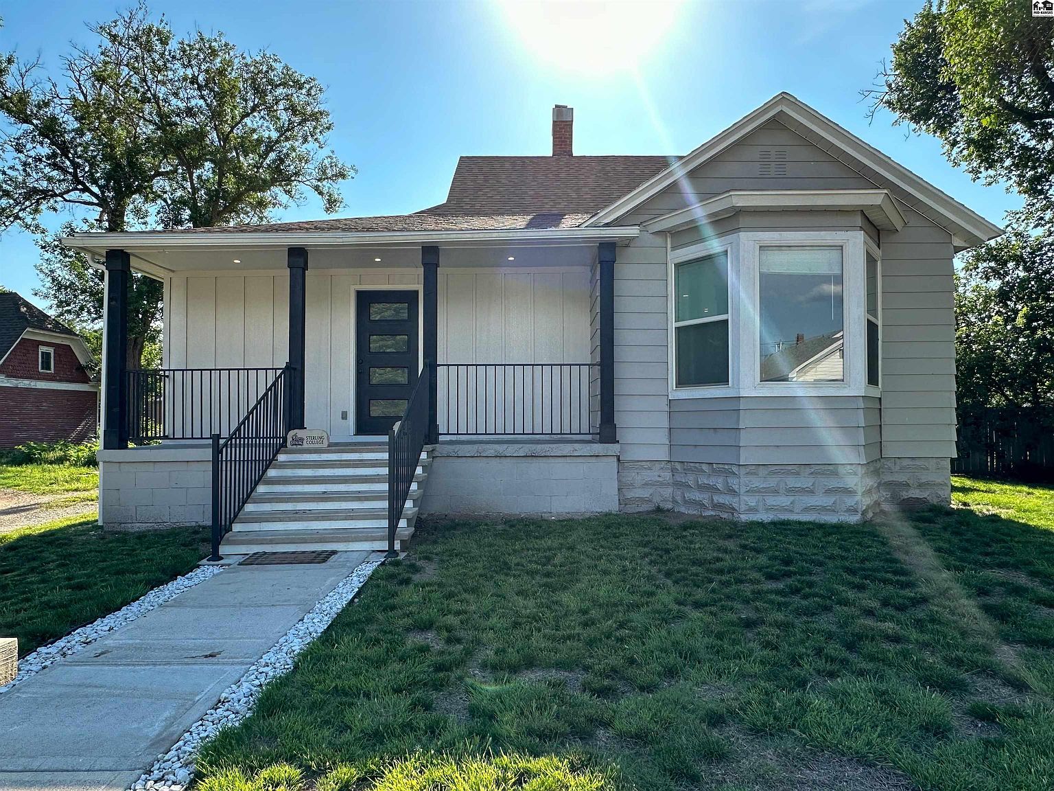 111 N 7th St, Sterling, KS 67579 MLS 48461 Zillow